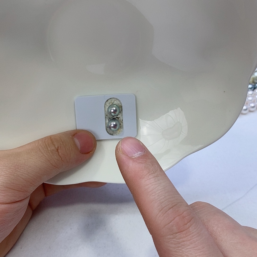 海水珍珠耳饰18K金镶嵌