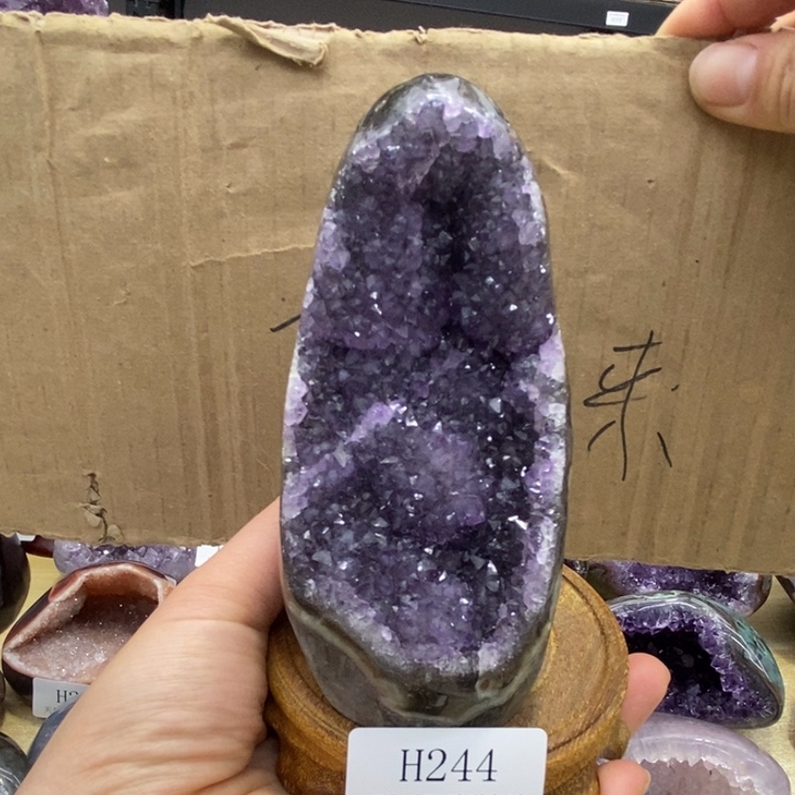 紫晶大型摆件（非配饰）未镶嵌