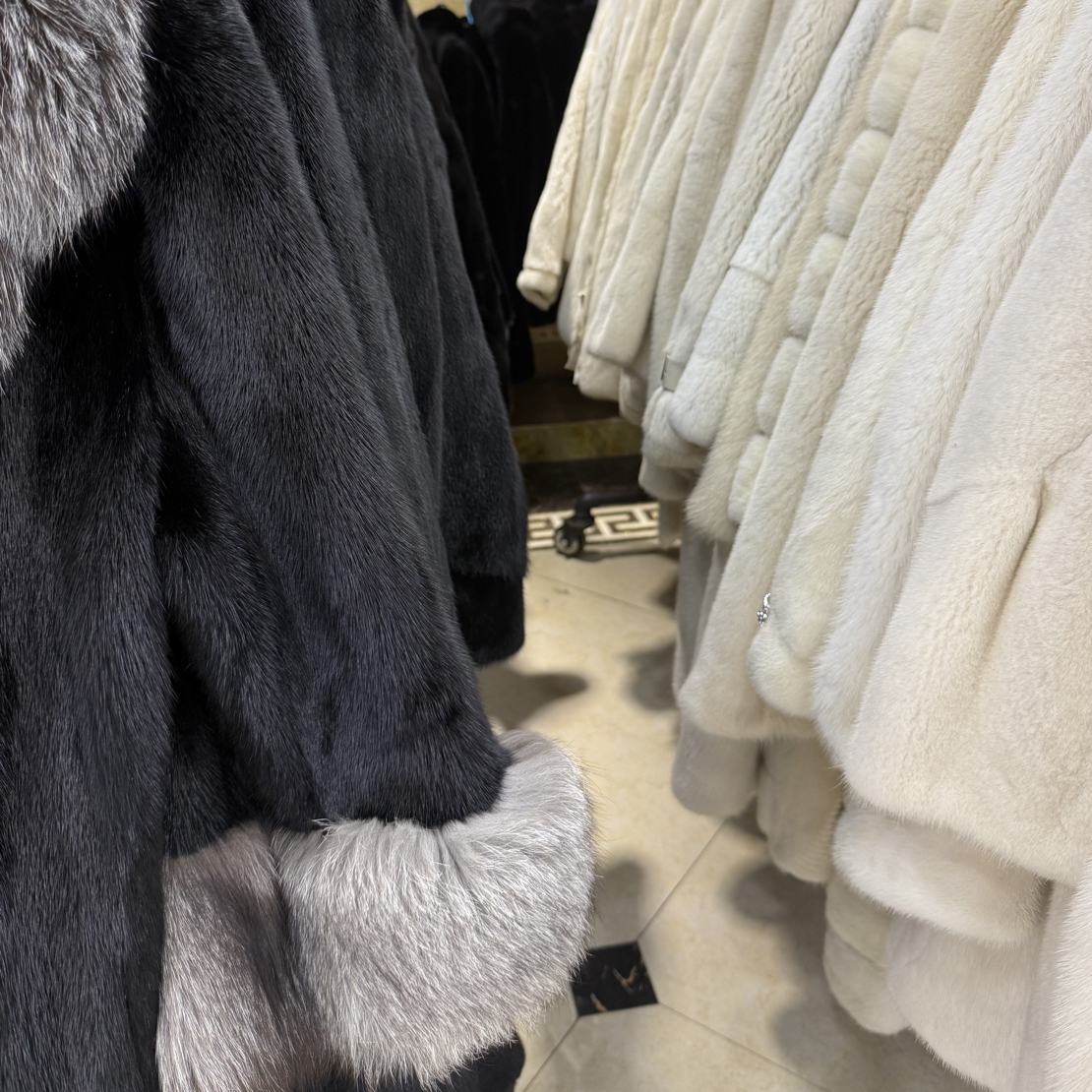 进口皮草整貂貂皮大衣 发顺丰 以过款为准 私拍不发