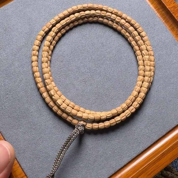 柏香籽/百香籽手串何*呢