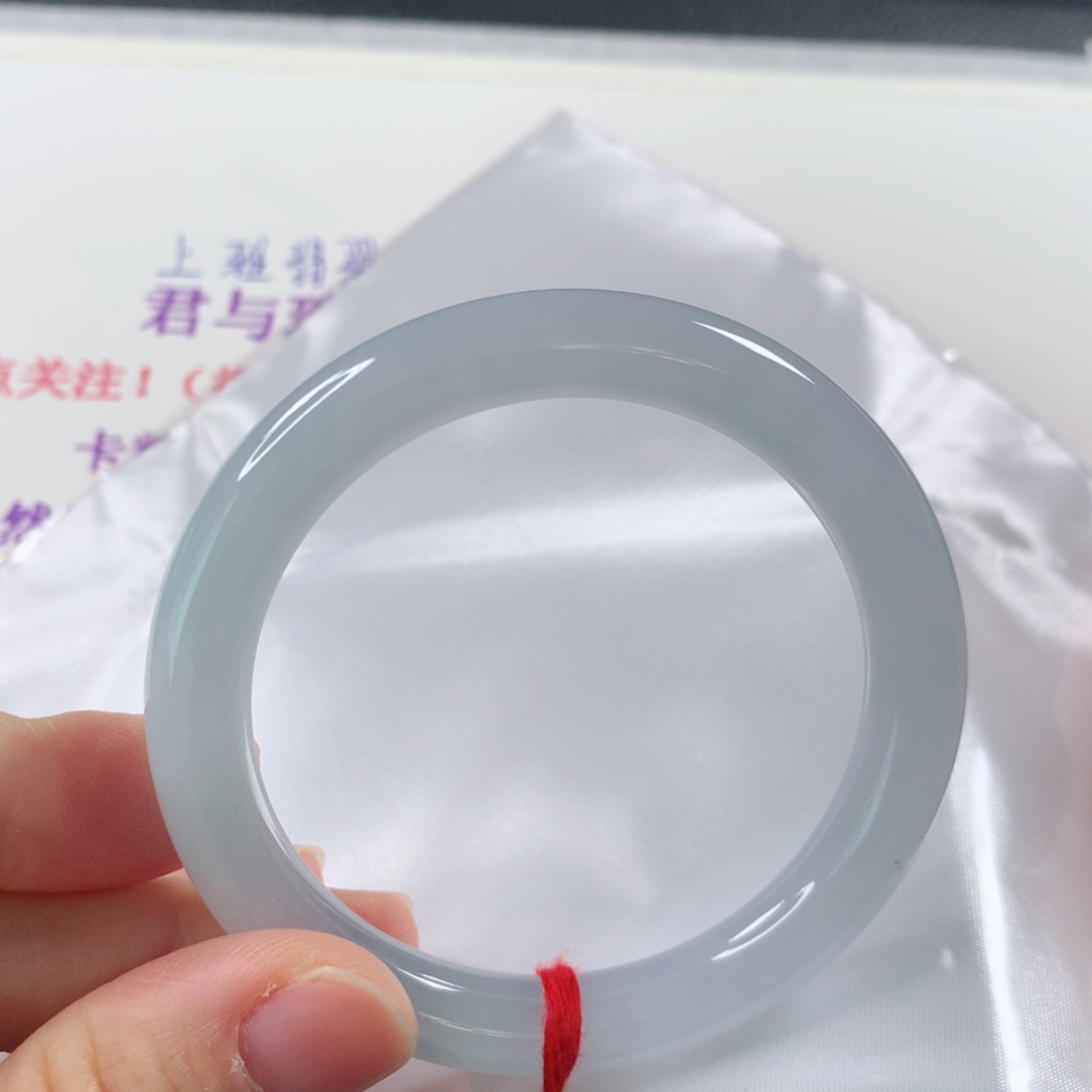 未镶嵌手镯（圆镯）翡翠239