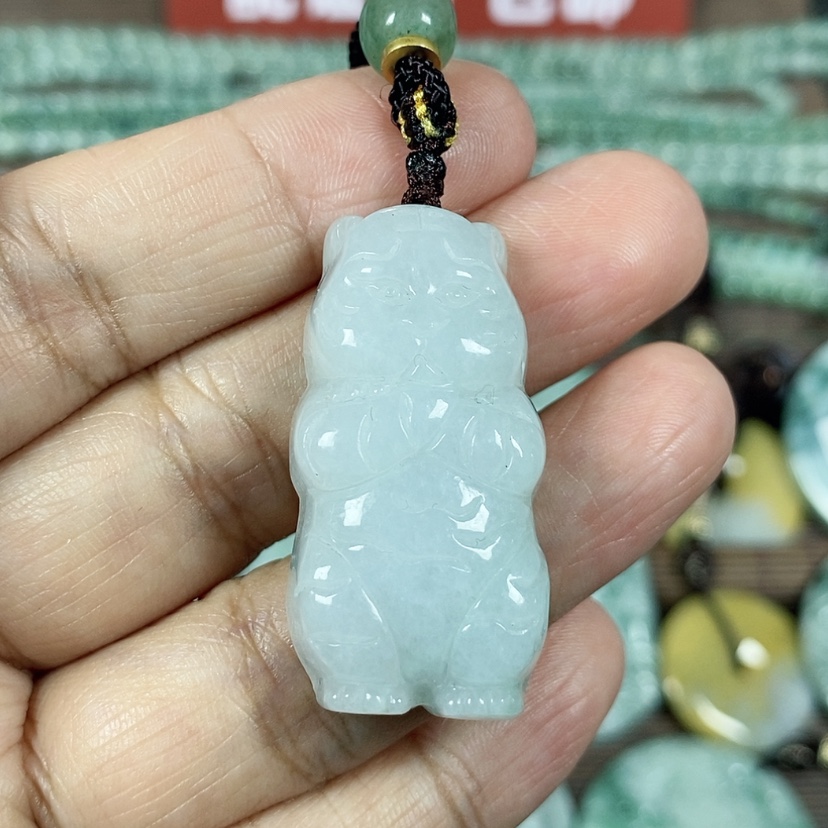 【闪购商品】翡翠颈饰未镶嵌玉吊坠翡翠玉老虎