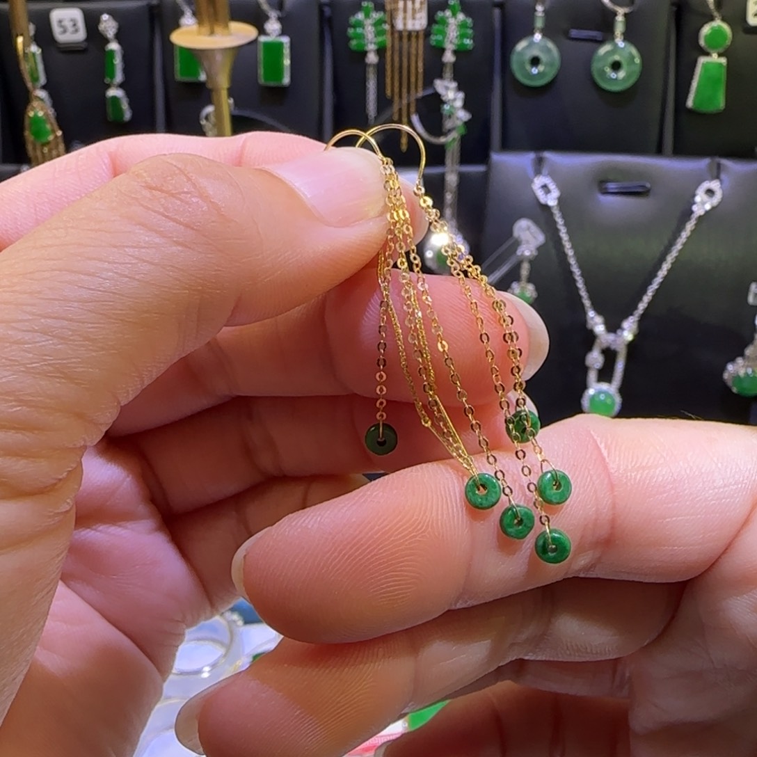 翡翠18K金镶嵌颈饰耳环