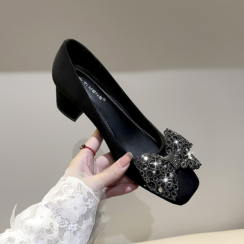 2025新款蝴蝶结单鞋时尚百搭绒面粗跟高跟鞋浅口黑色高跟单鞋