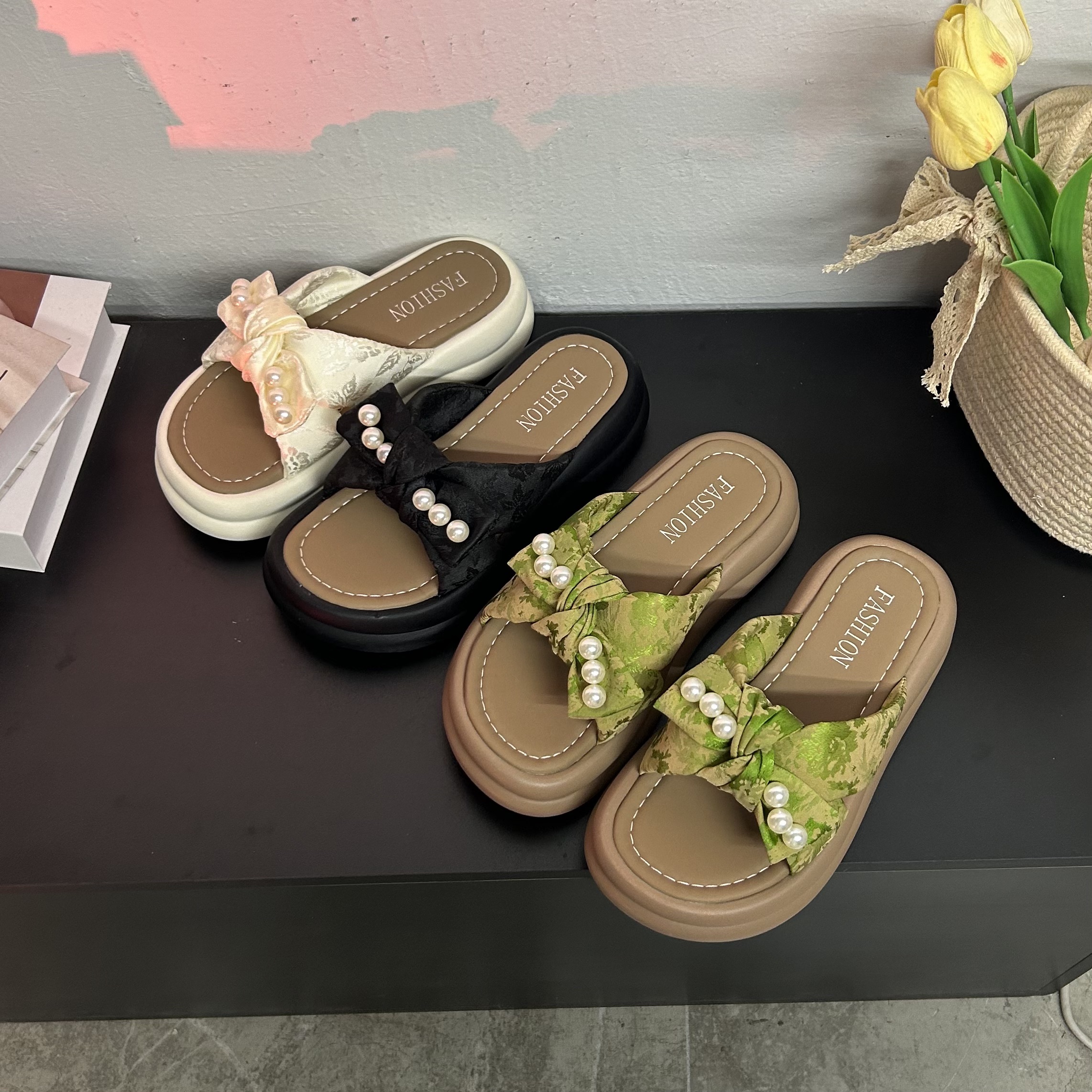 厚底珍珠拖鞋女夏季外穿2025新款百搭仙女风配裙子懒人一脚蹬凉拖