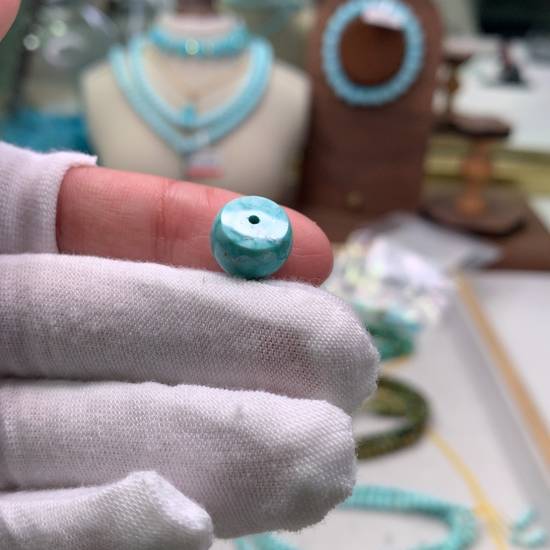 绿松石配饰未镶嵌