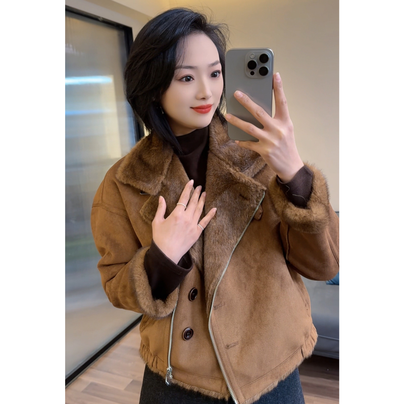 冬款复古立领毛毛一体短外套女加厚保暖麂皮绒加绒加厚夹克25275