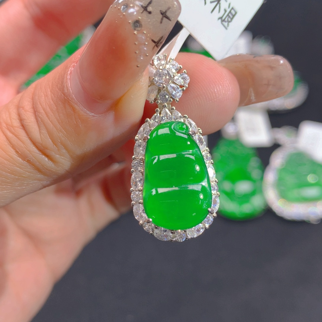 翡翠颈饰银S925镶嵌1111111111