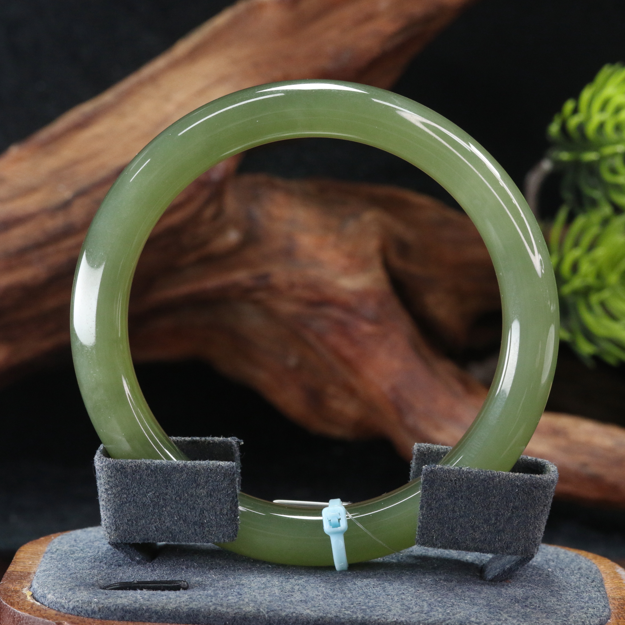 18和田玉手镯56圈/500573北京中保拍卖