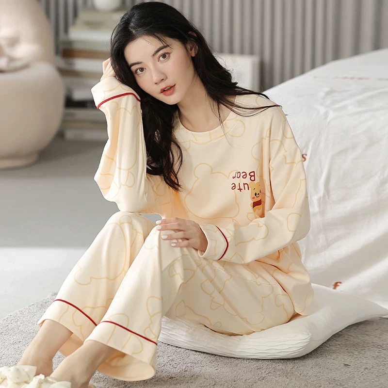 春秋女士带胸垫奶杏色圆领套头长袖长裤家居服睡衣女套装休闲时尚