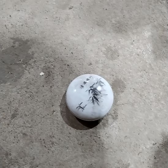 黑色的装饰品的摆件