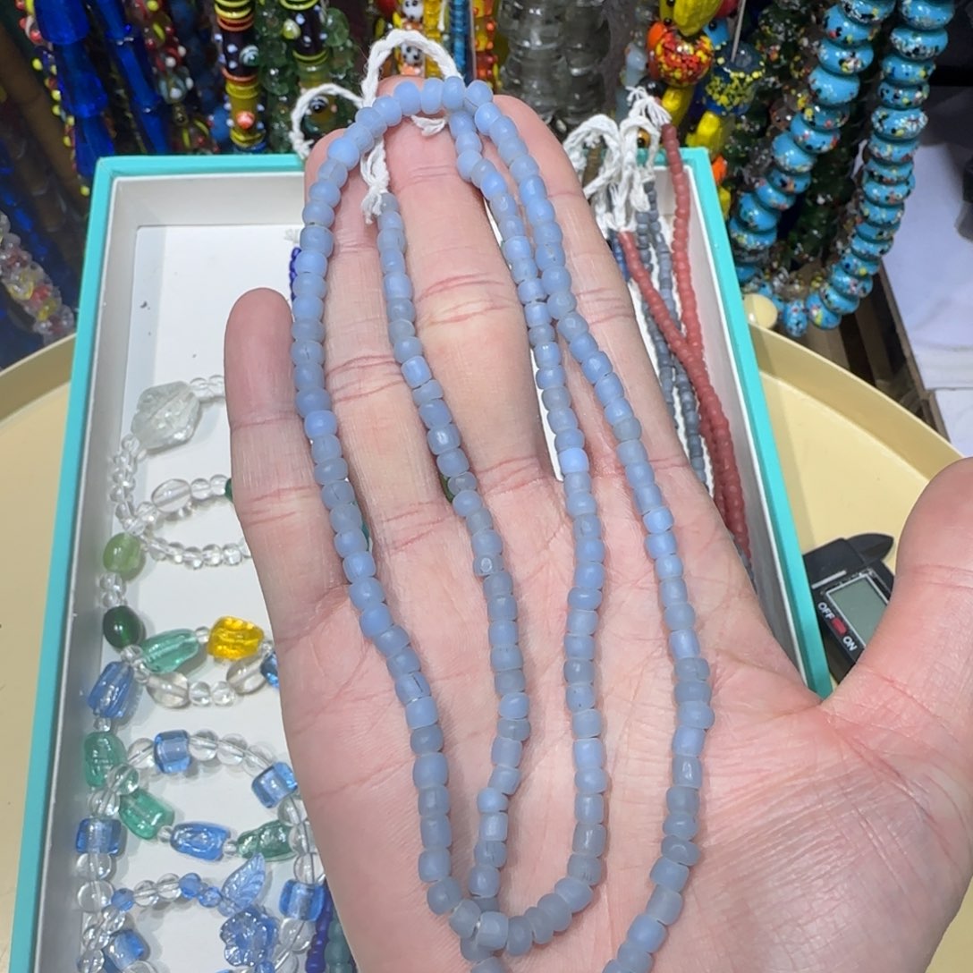 琉璃非金属蓝灰色楼兰琉璃珠