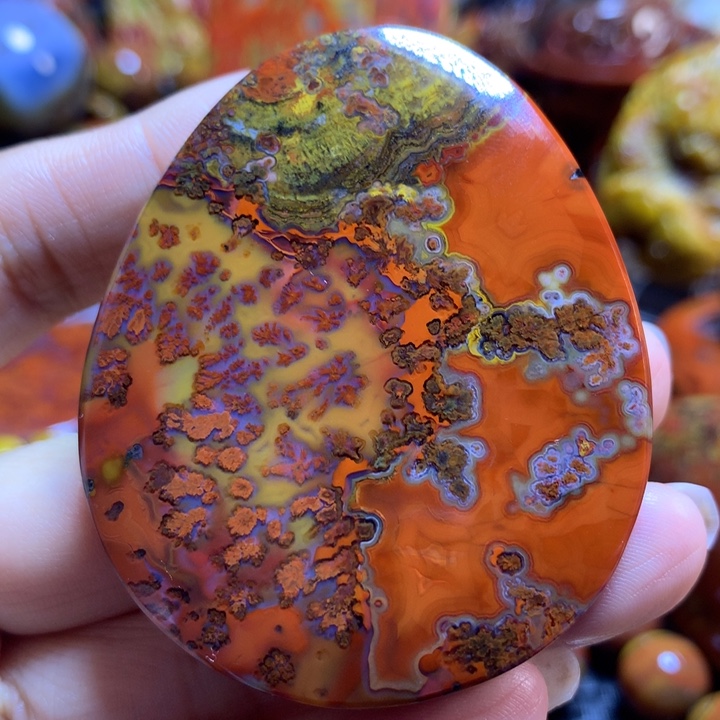 玛瑙/玉髓战国红吊坠未镶嵌