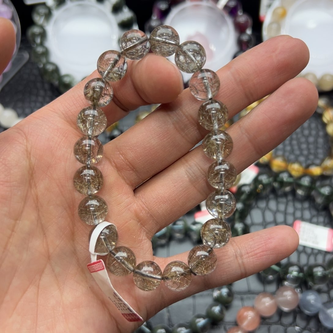 水晶手链未镶嵌好看