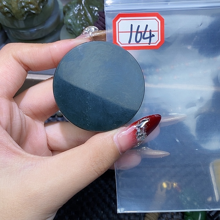 和田玉和田玉边角料随机发未镶嵌