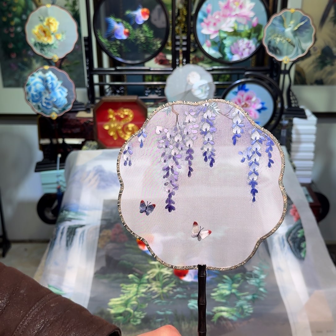 刺绣刺绣工艺精湛