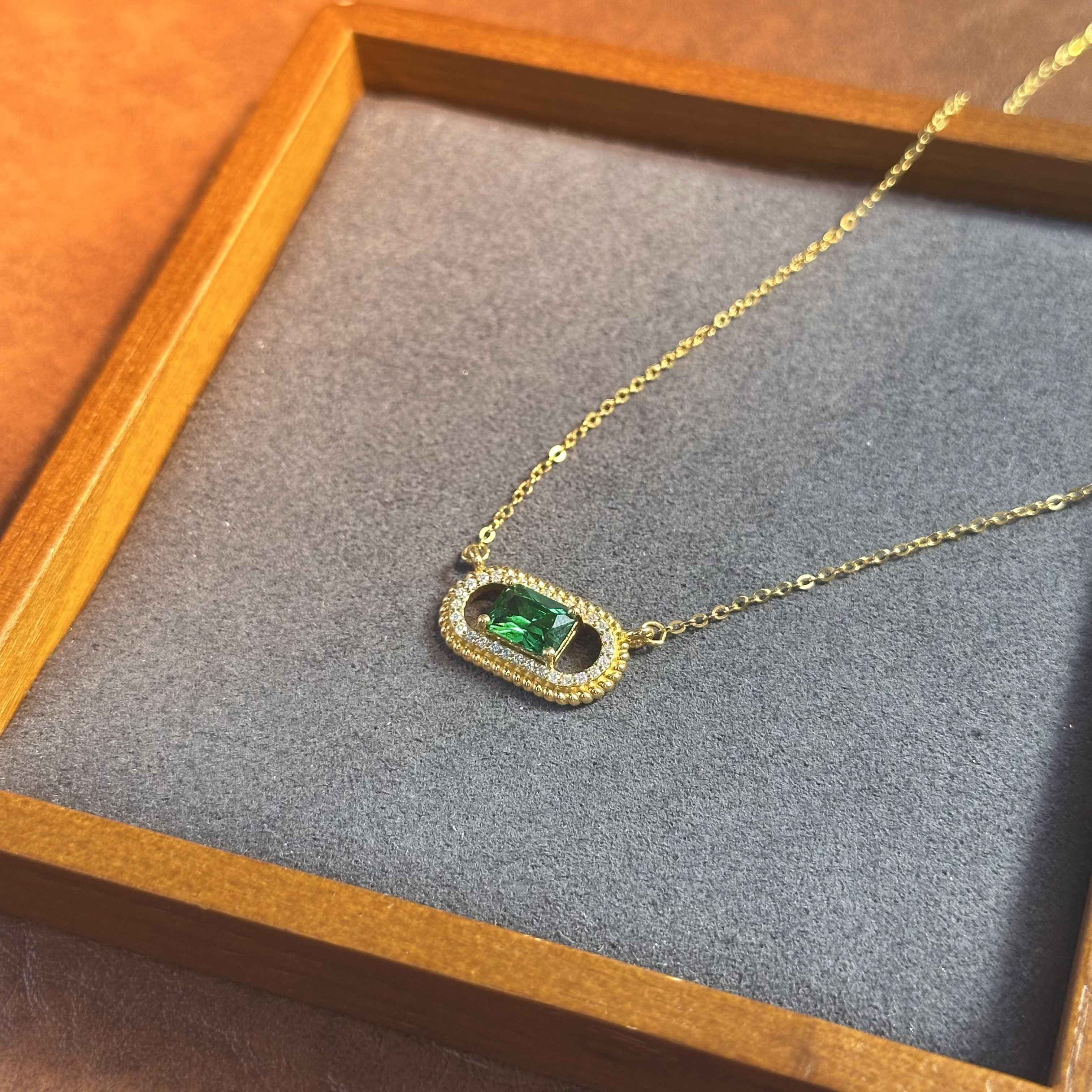 爱一【菲菲】足金999 猪鼻子祖绿色套链轻奢时尚百搭小众镶嵌