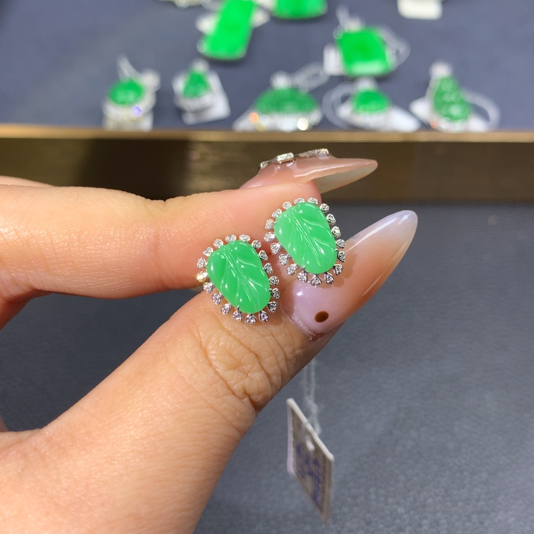 翡翠耳饰18K金镶嵌翡翠