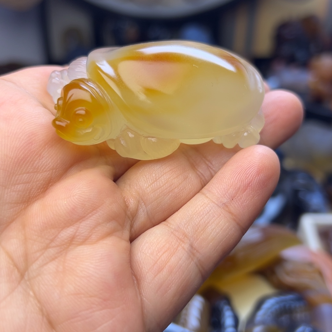 李***好玛瑙/玉髓未镶嵌手玩/摆件…………甲鱼