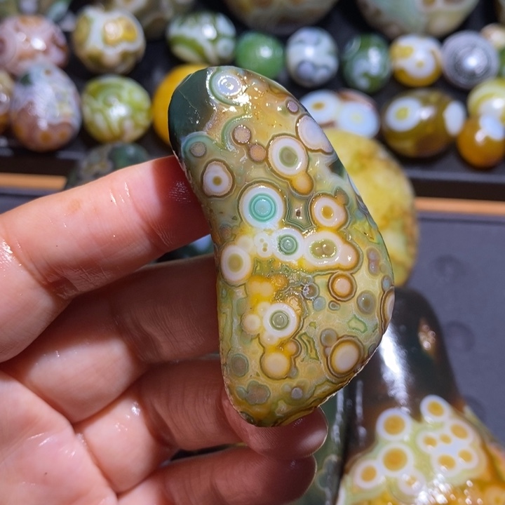 未镶嵌玛瑙/玉髓珠宝半成品109