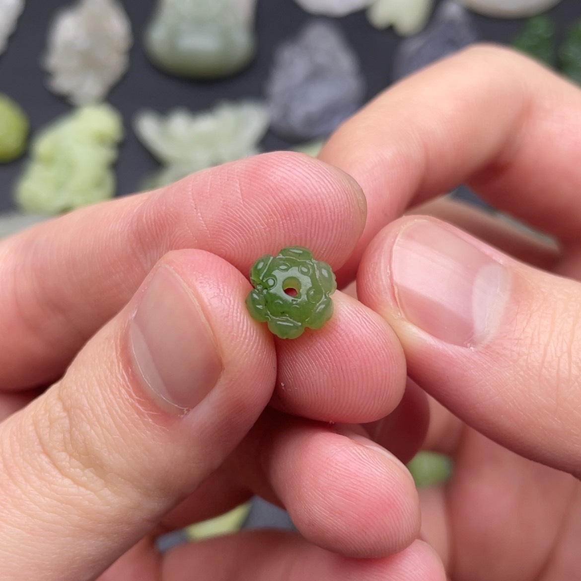 【闪购商品】颈饰未镶嵌和田玉