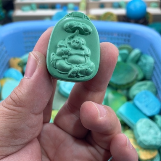 未镶嵌菱锰矿珠宝半成品