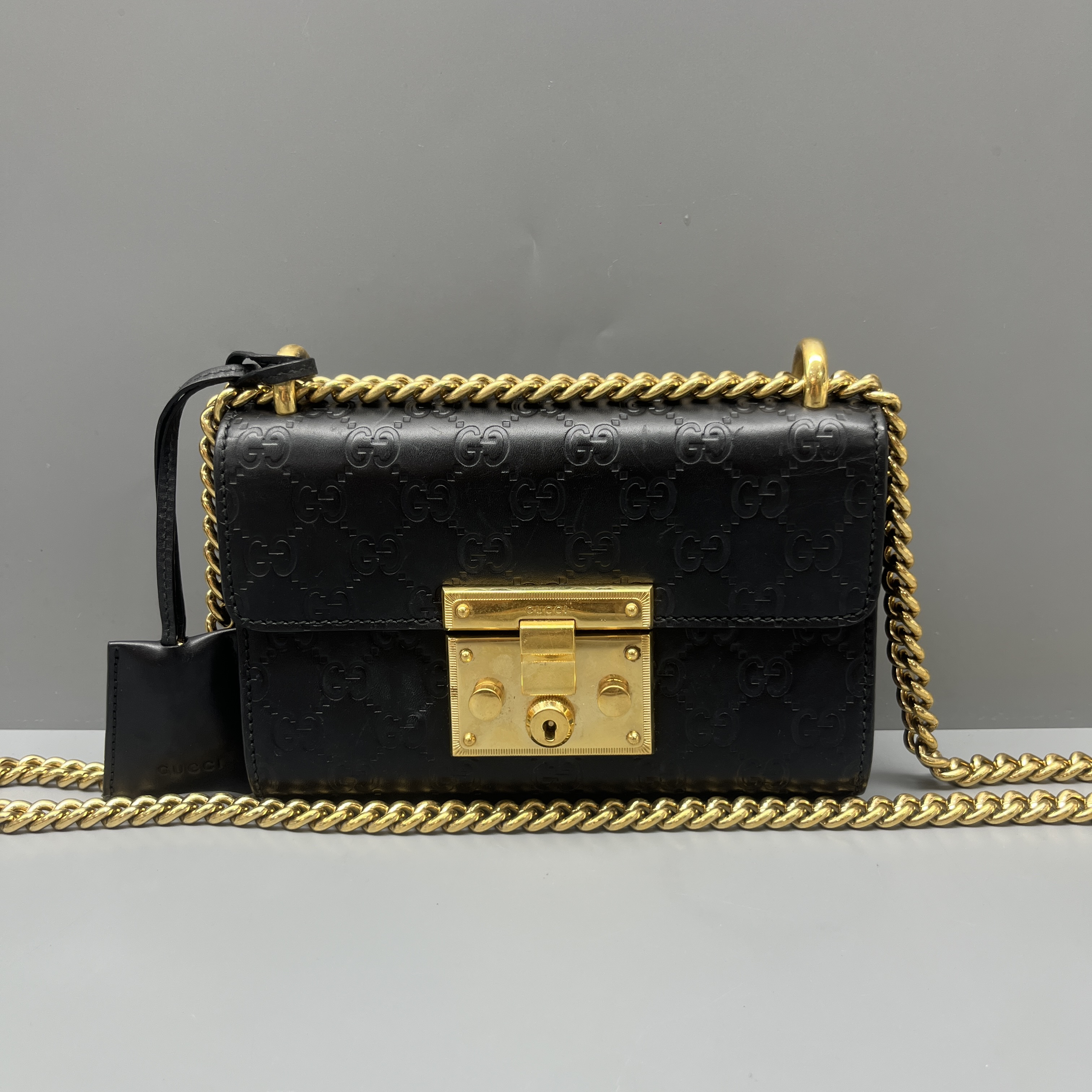 95新 GUCCI/古驰 黑金padlock链条包 尺寸20*13 SV16634