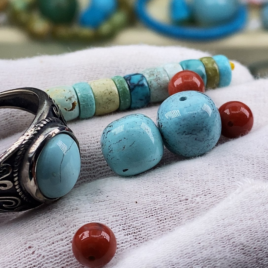 南红玛瑙未镶嵌珠宝奇石