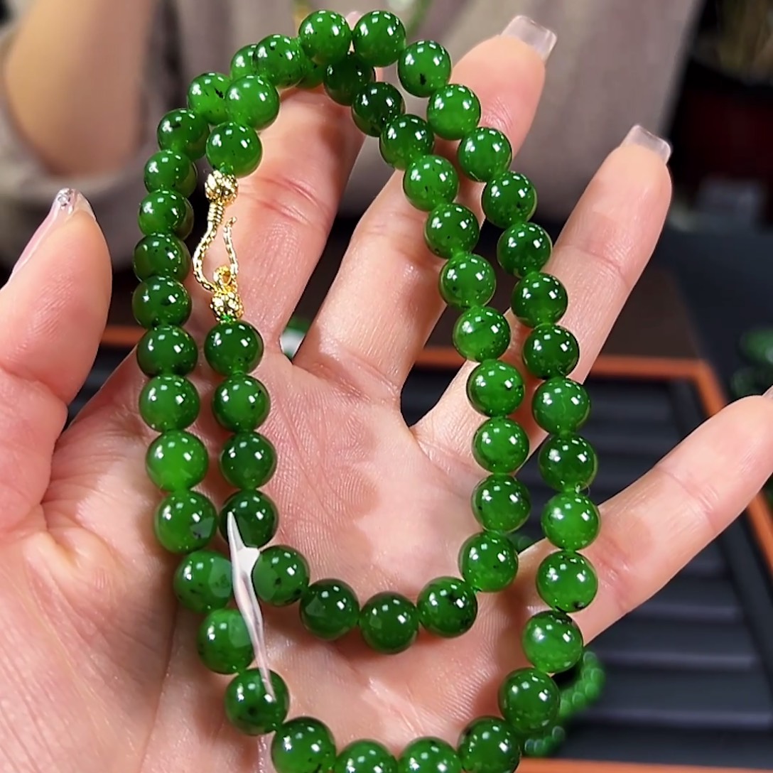 和田玉（碧玉）未镶嵌颈饰卡8