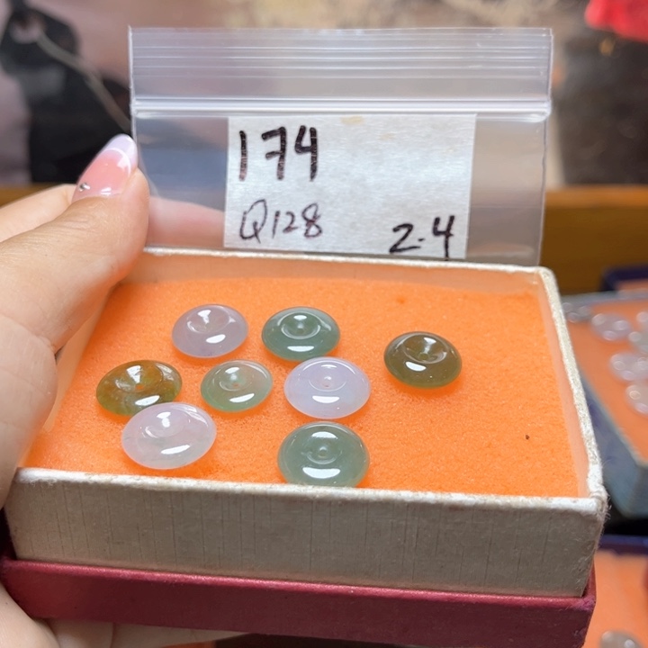 定制翡翠未镶嵌不