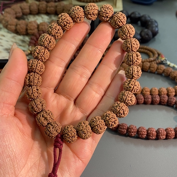 手串文玩核桃12.6mm老树梅花