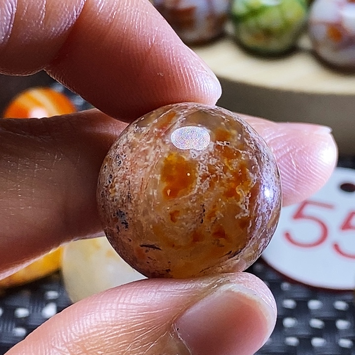 淡***然玛瑙/玉髓未镶嵌颈饰