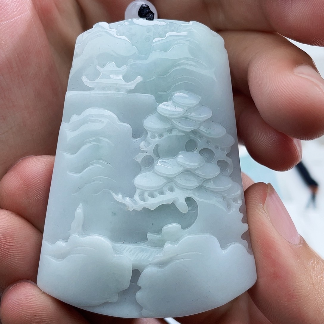 颈饰未镶嵌翡翠胜*翡翠