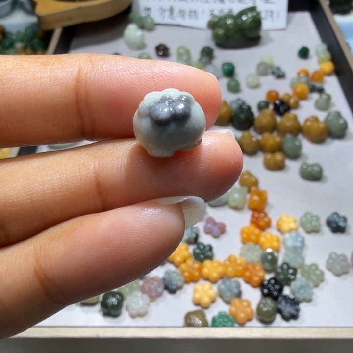 未镶嵌和田玉珠宝半成品
