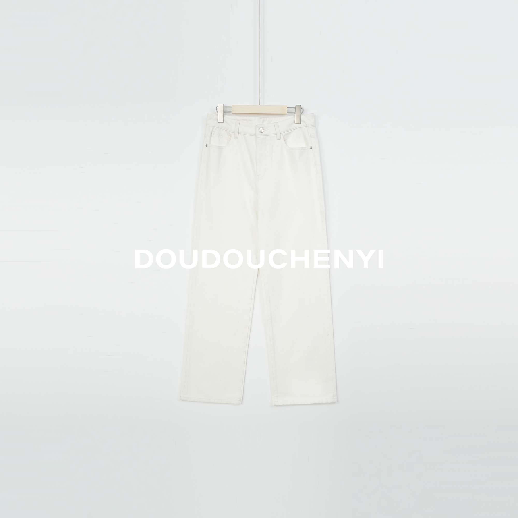 【DOUDOUCHENYI】100棉白牛直筒显瘦百搭休闲白色牛仔裤-25355