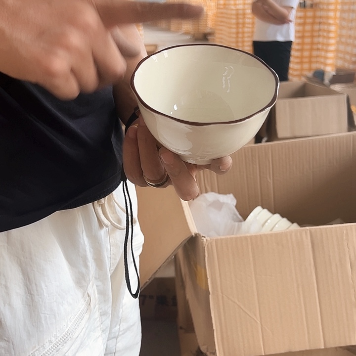 正品4.5英寸咖色边碗10个