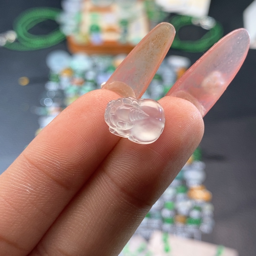 【闪购商品】翡翠挂件未镶嵌貔貅