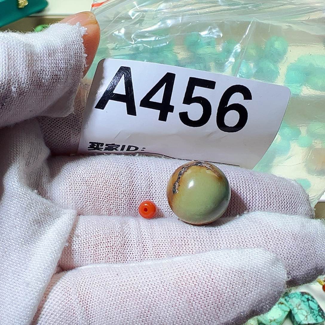 南红玛瑙卡15.2圆珠未镶嵌