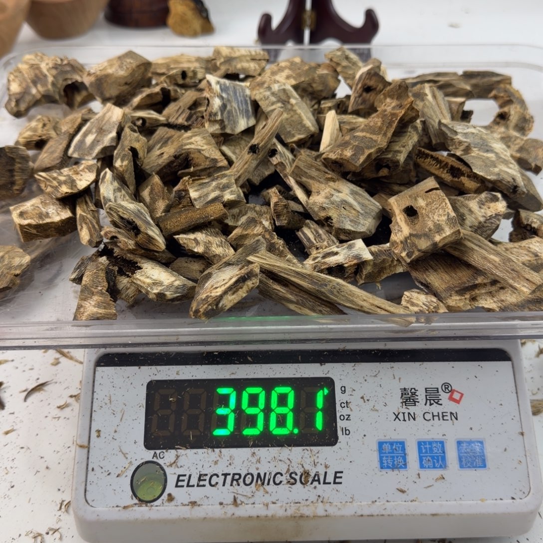 沉香沉香碎屑绿绮楠沉香65克sjy