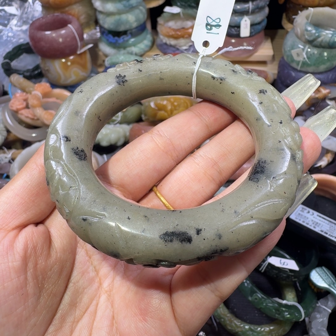 非金属无58，福利不退换