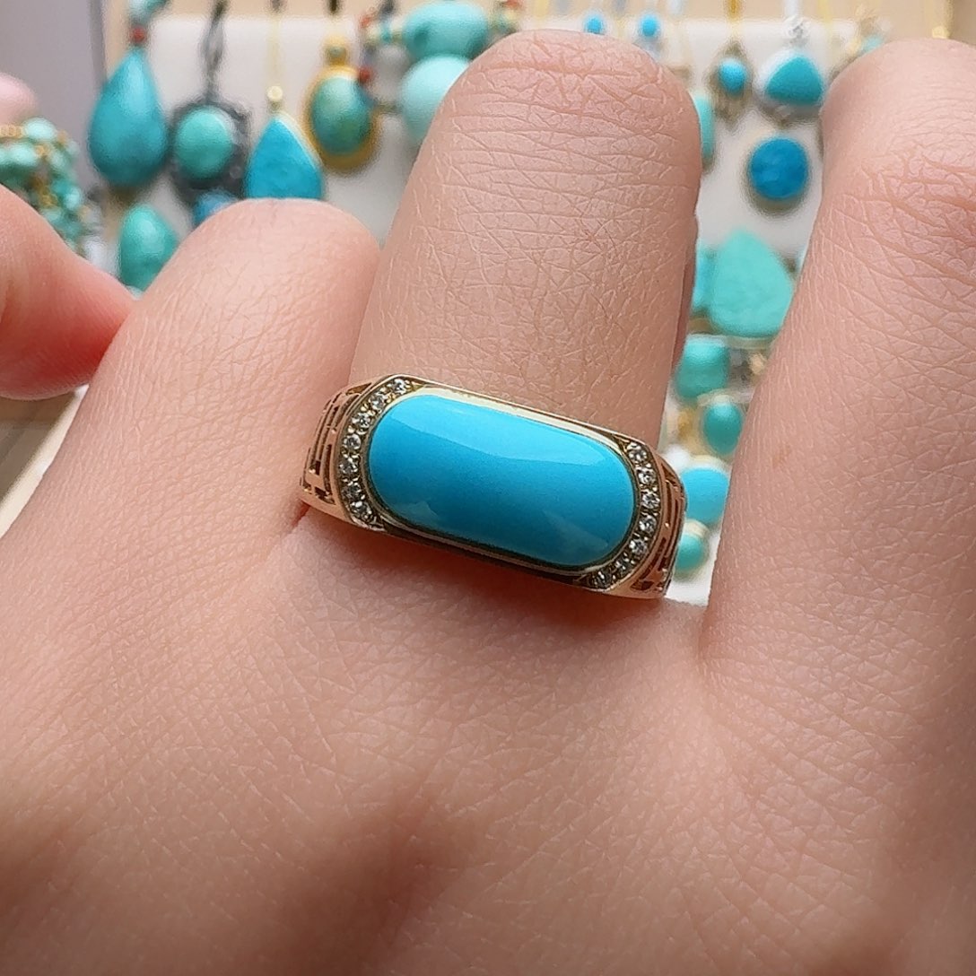 绿松石配饰18K金镶嵌