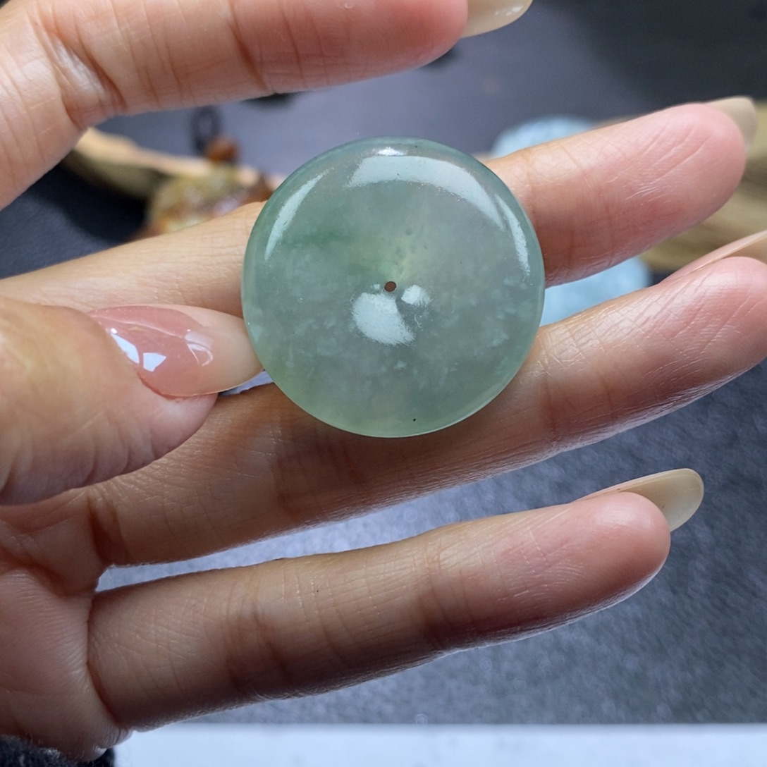 定制翡翠未镶嵌平安扣