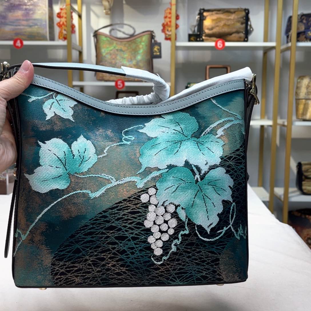 织绣直播间浮力大漏