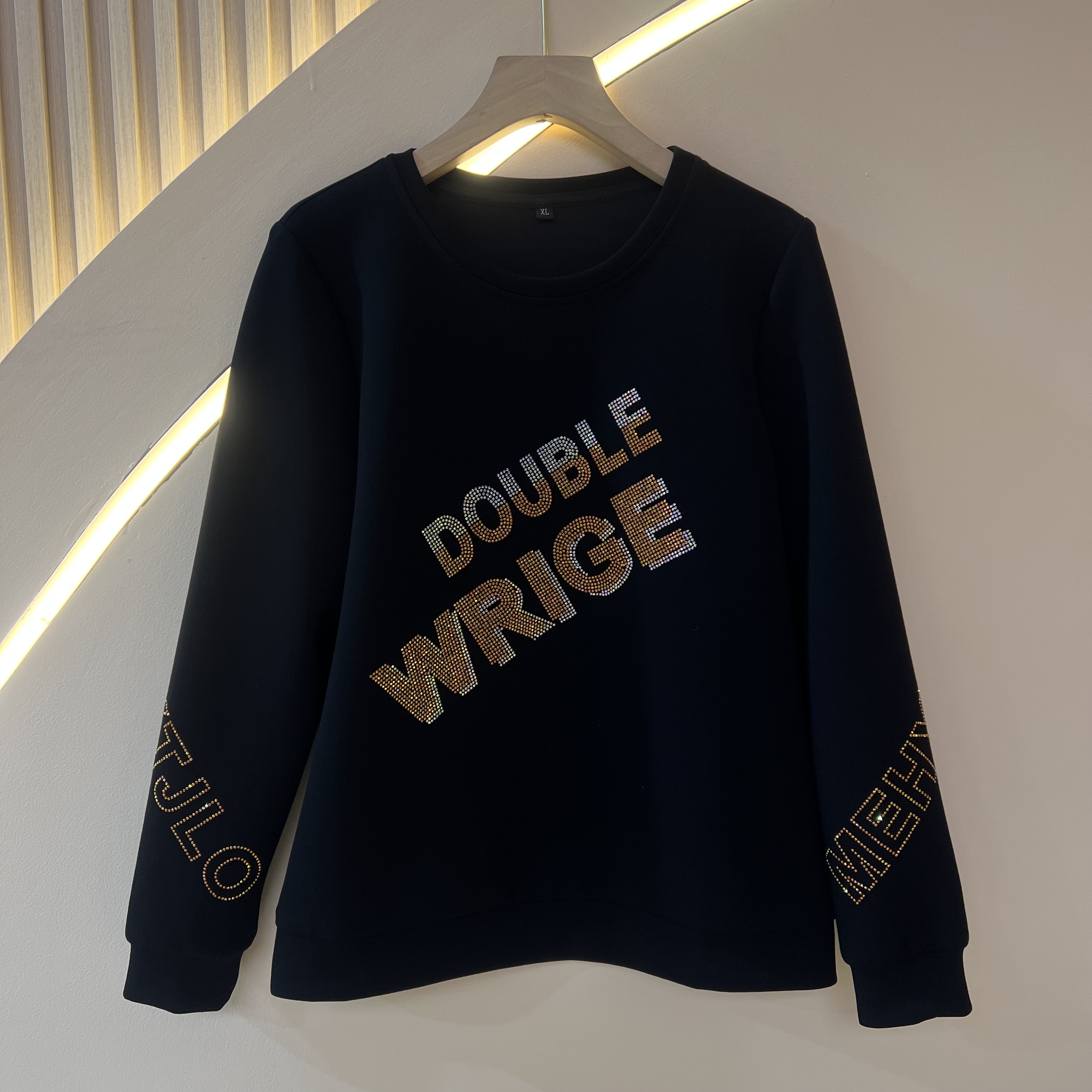 【秋冬新品】2023秋季百搭韩版上衣时尚休闲宽松长袖圆领卫衣39211