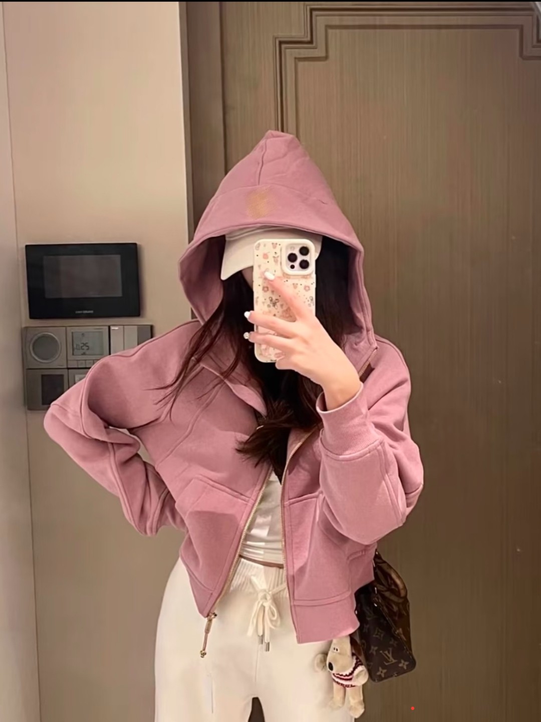 宽松版卫衣拉链连帽休闲时尚款一毛毛一样样-Cc