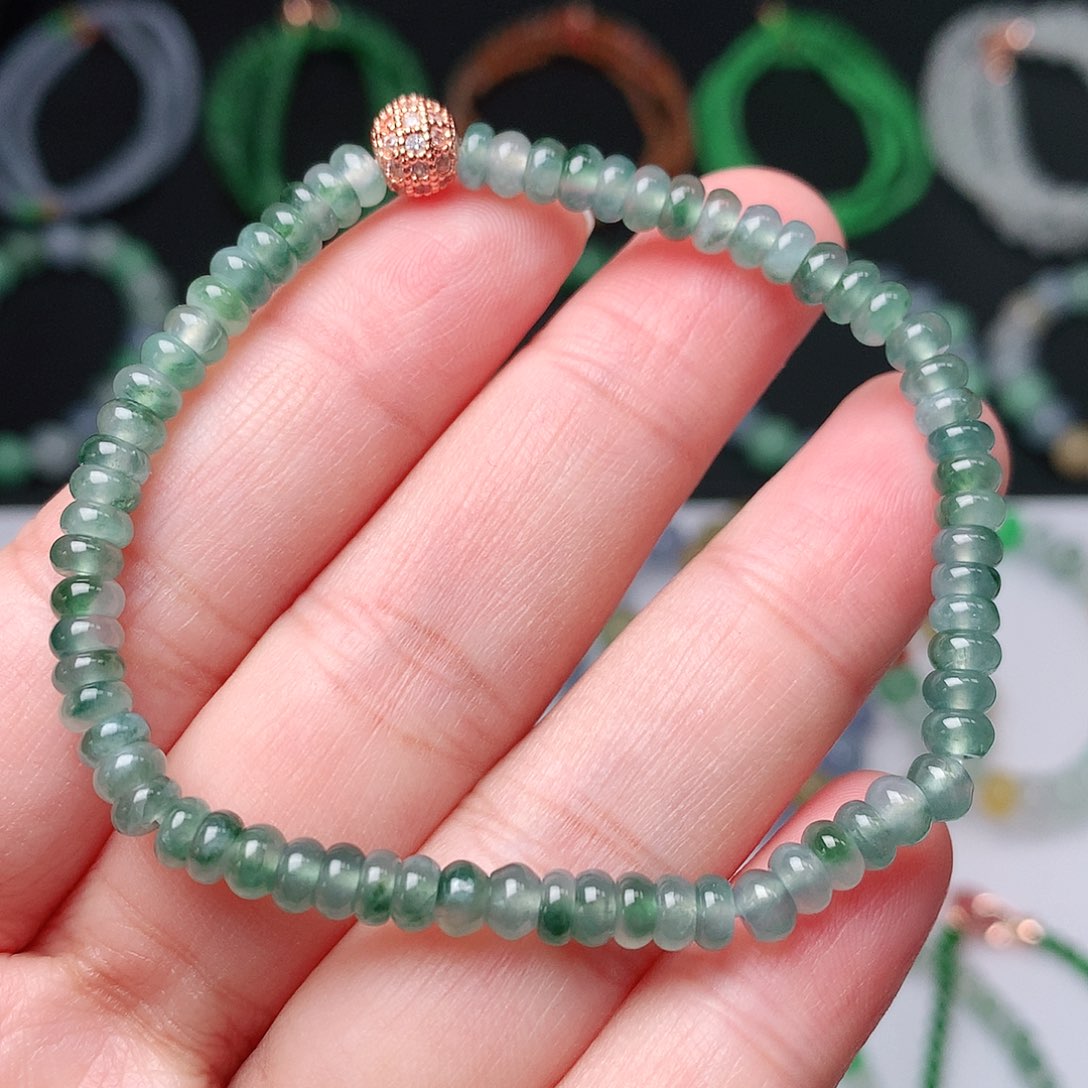 翡翠手链未镶嵌翡翠