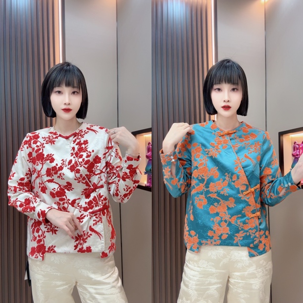 敏宝＋定制新中式斜襟醋酸植绒提花盘扣外套