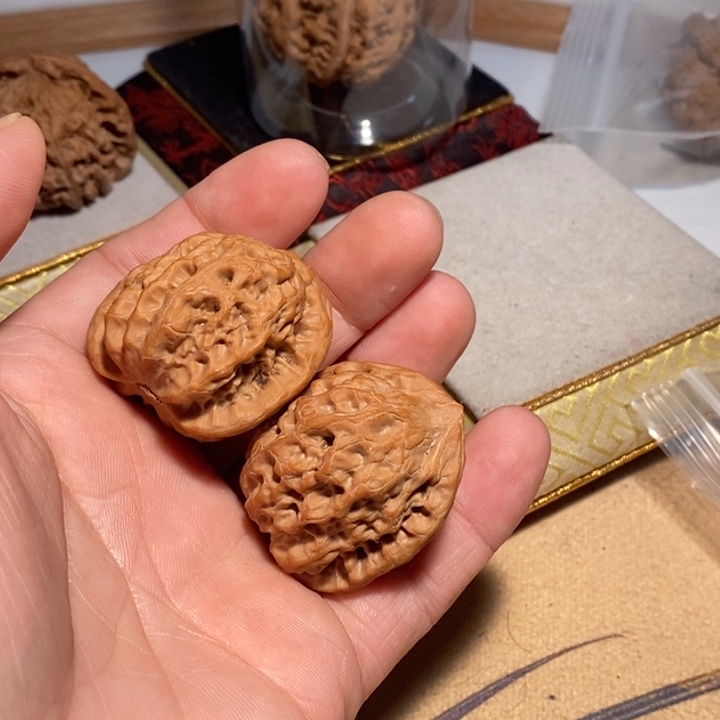 文玩核桃把件一**之核桃