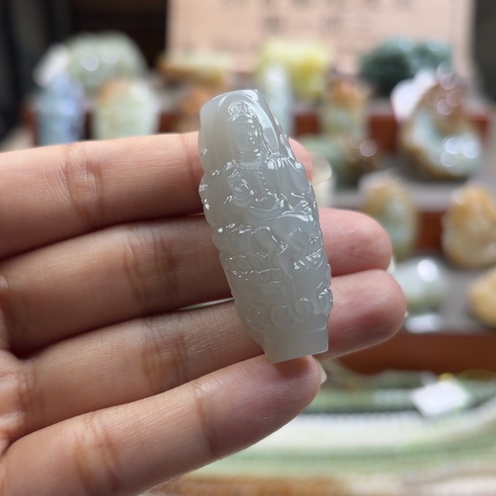和田玉（糖玉）未镶嵌颈饰