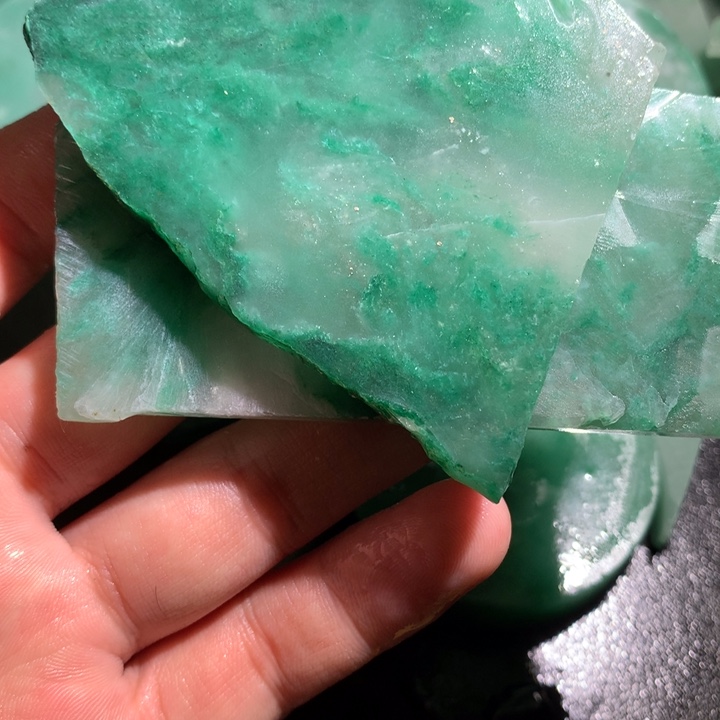 【闪购商品】翡翠颈饰未镶嵌归*居33